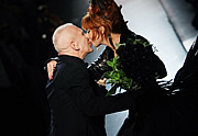 mylene-farmer-defile-jean-paul-gaultier-180x124.jpg