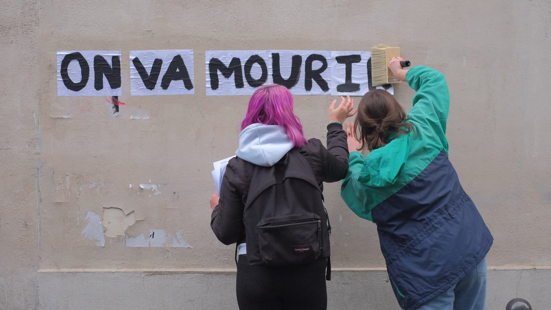 Roselyne Assieds Toi Faut Qujte Parle Pourquoi La Jeunesse Occupe Les Théâtres 