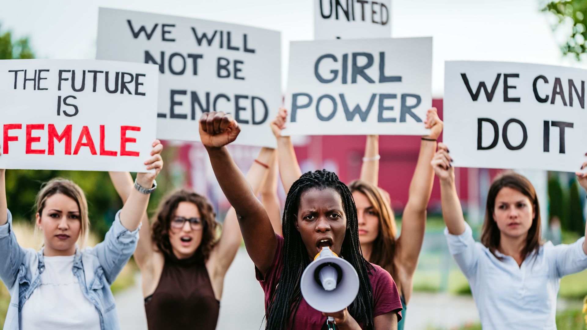 Les femmes sont victimes dune campagne mondiale de désinformation, selon des chercheurs image